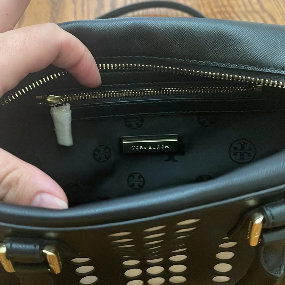 Authentic Tory Burch polkadot crossbody - Picture 11 of 13